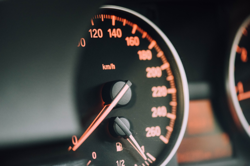 A car’s speed-o-meter